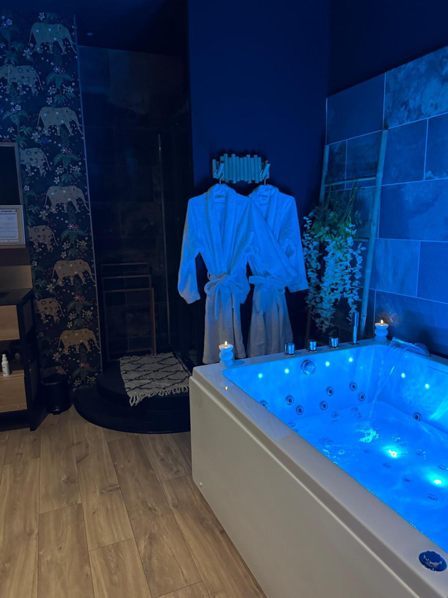 Escale Singuliere - Luxe & Balneo A Sete Apartment